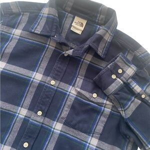 The North Face Men's Navy and Green Plaid Heavy Flannel Long Sleeve Button Shirt